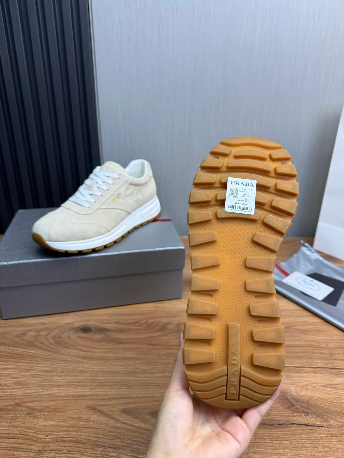 Men's shoes 💰580💰 [PRADA] Hot-selling men's shoes shipped 👏Official website synchronized ⬆️ Original cowhide fabric + cowhide lining, cowhide feet 🐮 1:1 shipment ✔️Original original sole, 38-45 (45. Customized, non-refundable)